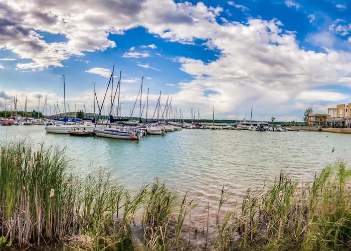 Lagovida Ankerplatz A Am Stoermthaler * غروسبونسنا